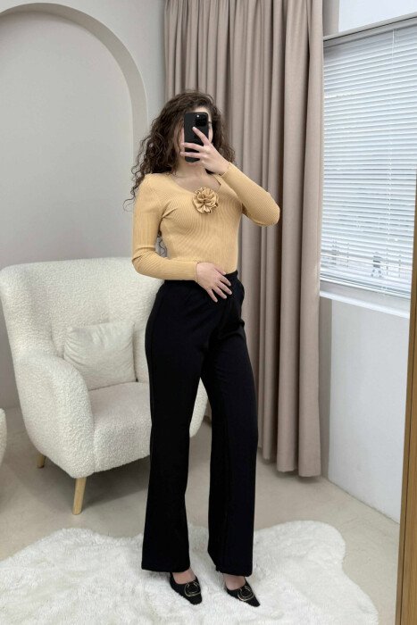 ONE COLOR FLOWER DETAIL WOMEN SWEATER BEIGE/BEZHE - 1