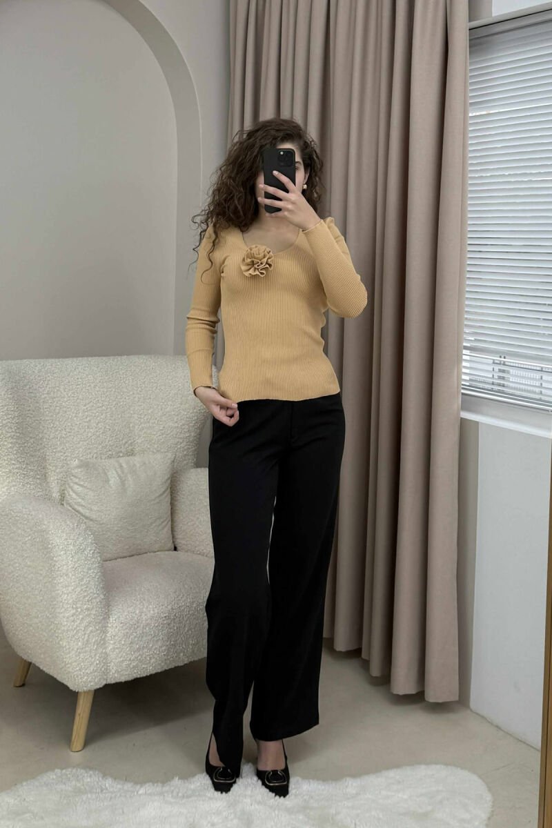 ONE COLOR FLOWER DETAIL WOMEN SWEATER BEIGE/BEZHE - 3