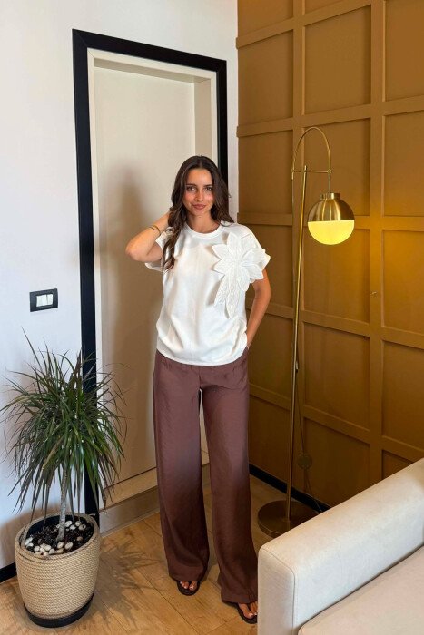 ONE COLOR FLOWER DETAIL WOMEN T-SHIRT WHITE-E BARDHE - 3