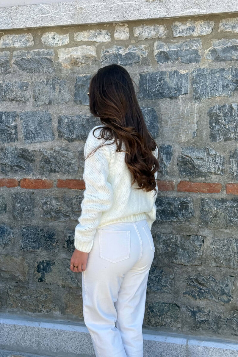 ONE COLOR FLOWERS DETAILS WOMAN SWEATER WHITE-E BARDHE - 3