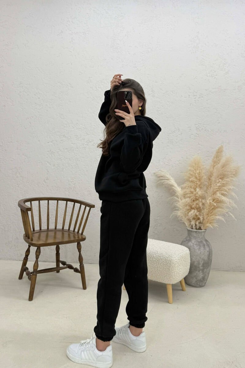 ONE COLOR FLUFFY HOODIE + JOGGERS WOMAN SET BLACK/ E ZEZE - 3