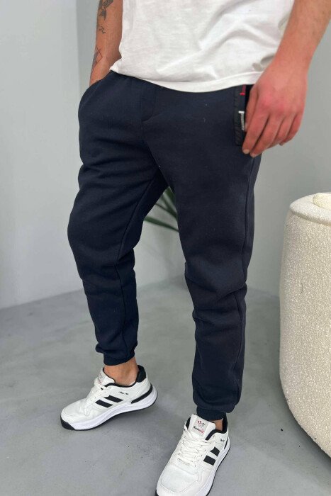 TUTA NJË NGJYRËSHE ME PUSH PËR MESHKUJ NË NGJYRËN BLU - KLAUDIO FASHION