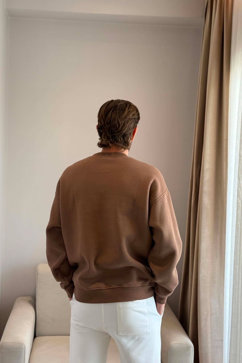 ONE COLOR FLUFFY MEN SWEATSHIRT BROWN/KAFE - 5