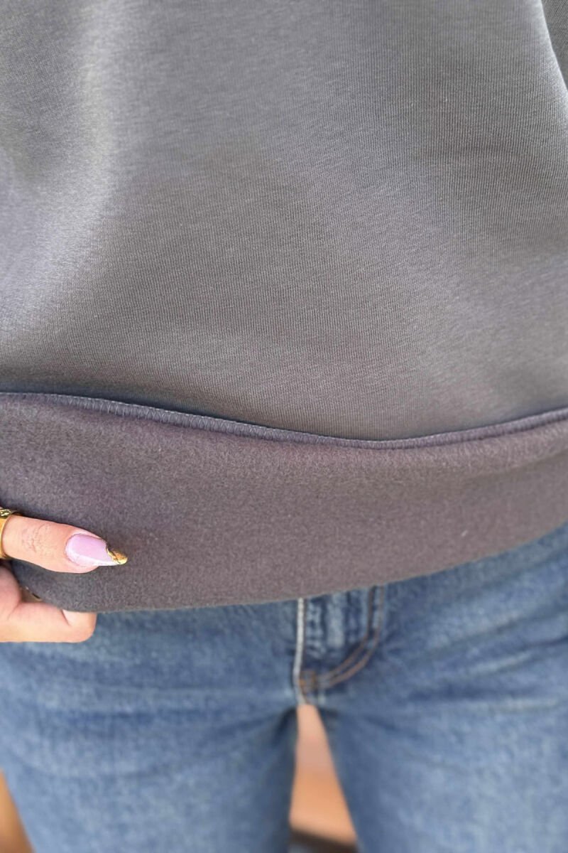 ONE COLOR FLUFFY POLO NECK WOMEN SWEATSHIRT DARK GREY/GEE - 4