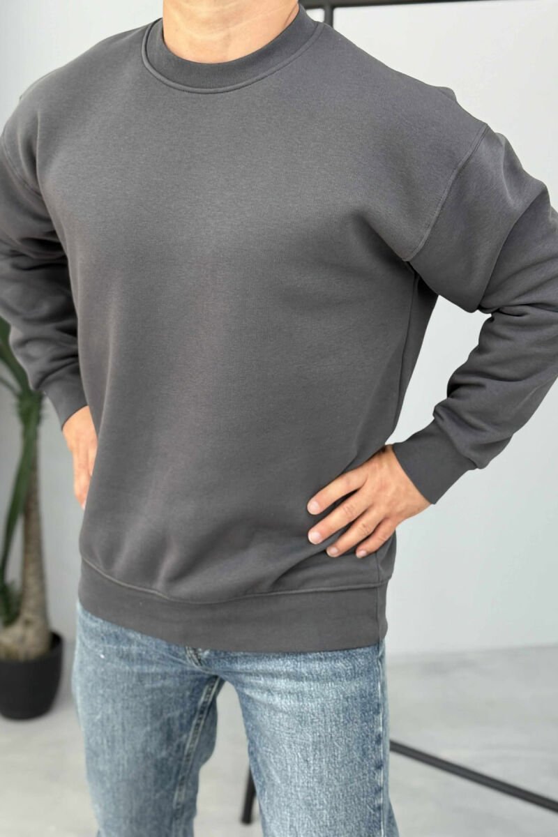 ONE COLOR FLUFFY ROUND NECK MEN SWEATSHIRT DARK GREY/GEE - 1