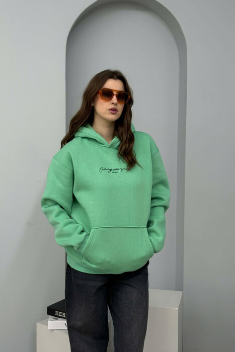 HOODIE NJE NGJYRESHE ME PUSH DHE ME SHKRIM NE PJESEN PARA PER FEMRA NE NGJYRE MENTE - KLAUDIO FASHION