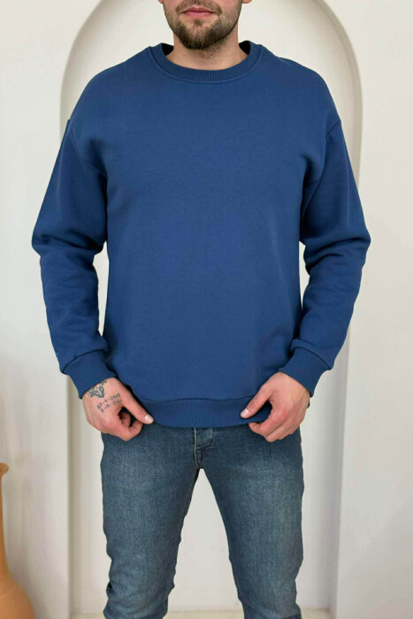 BLUZË E THJESHTË NJË NGJYRËSHE ME PUSH PËR MESHKUJ NË NGJYRËN BLU 