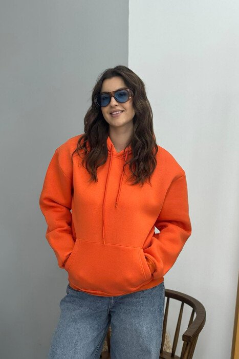 HOODIE E THJESHTE NJË NGJYRESHE ME PUSH PER FEMRA NË NGJYRE PORTOKALLI 