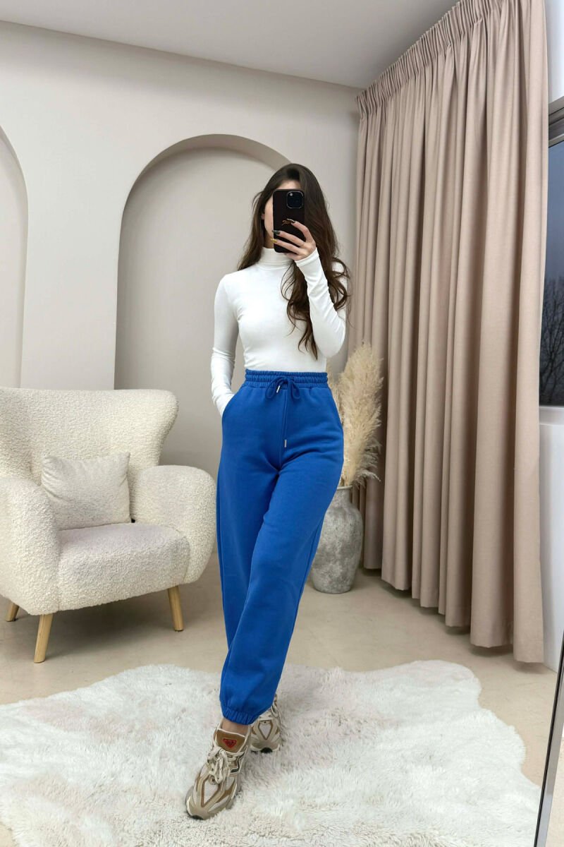 ONE COLOR FLUFFY SIMPLE WOMEN JOGGERS BLUE/BLU - 4