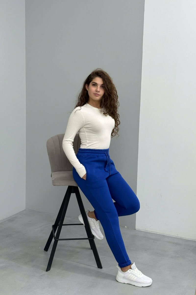 ONE COLOR FLUFFY SIMPLE WOMEN SWEATPANTS BLUE/BLU - 2
