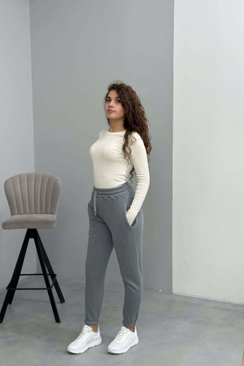 ONE COLOR FLUFFY SIMPLE WOMEN SWEATPANTS IRON GREY/GRI HEKURI - 1