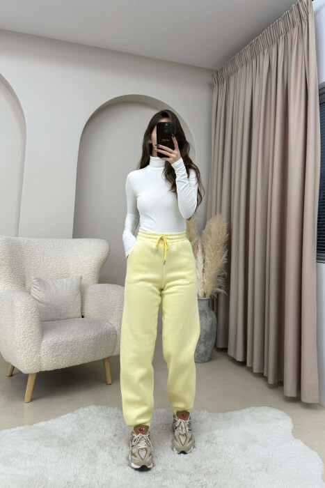 ONE COLOR FLUFFY SIMPLE WOMEN JOGGERS YELLOW/E VERDHE - 1
