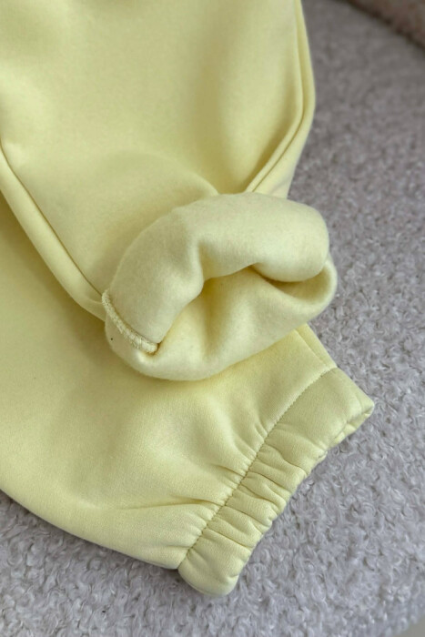 ONE COLOR FLUFFY SIMPLE WOMEN JOGGERS YELLOW/E VERDHE - 3