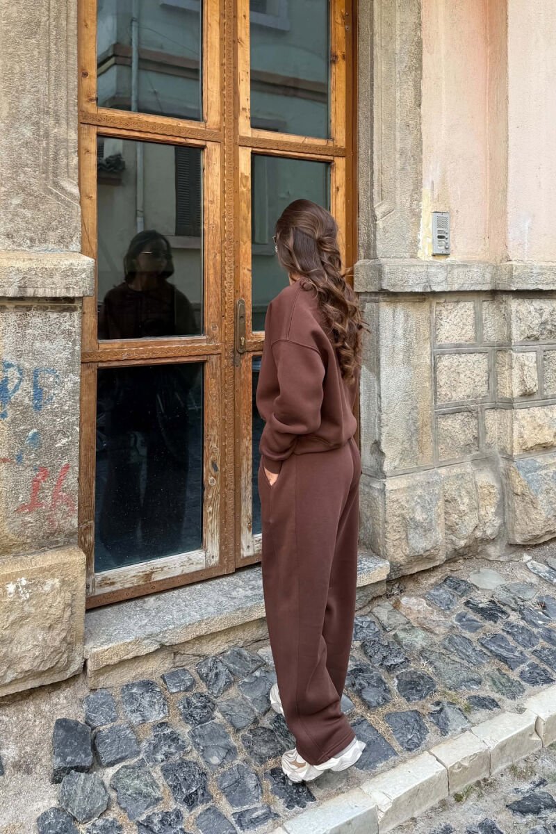 ONE COLOR FLUFFY SWEATSHIRT + SWEATPANTS WOMAN SET BROWN/KAFE - 4