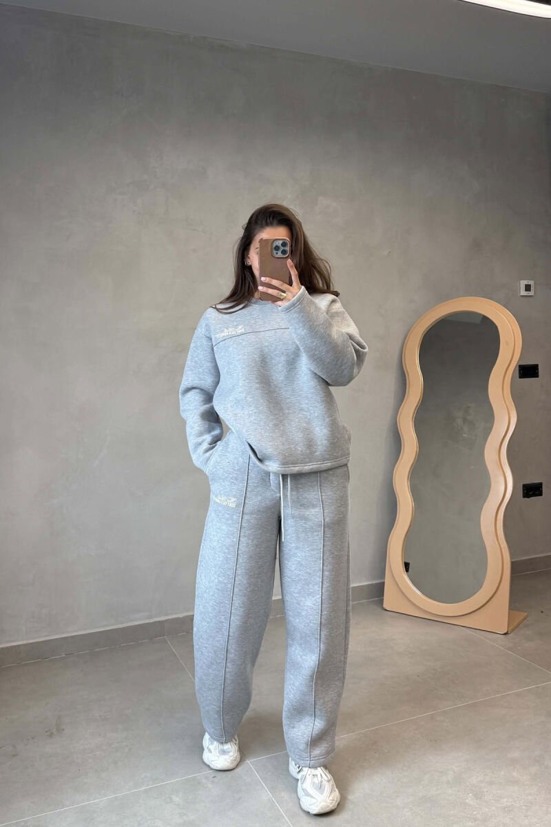 ONE COLOR FLUFFY SWEATSHIRT + SWEATPANTS WOMEN SET LIGHT GREY/GZ - 1