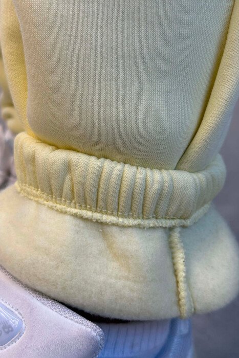 ONE COLOR FLUFFY WOMAN JOGGERS YELLOW/E VERDHE - 2