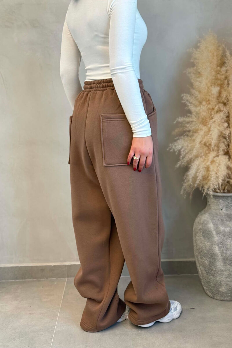ONE COLOR FLUFFY WOMAN SWEATPANTS BROWN/KAFE - 3