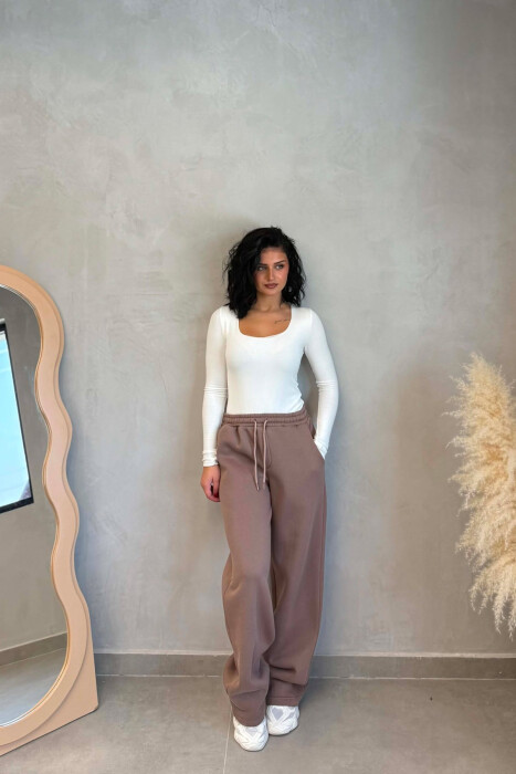 ONE COLOR FLUFFY WOMAN SWEATPANTS LIGHT BROWN/KAZB 