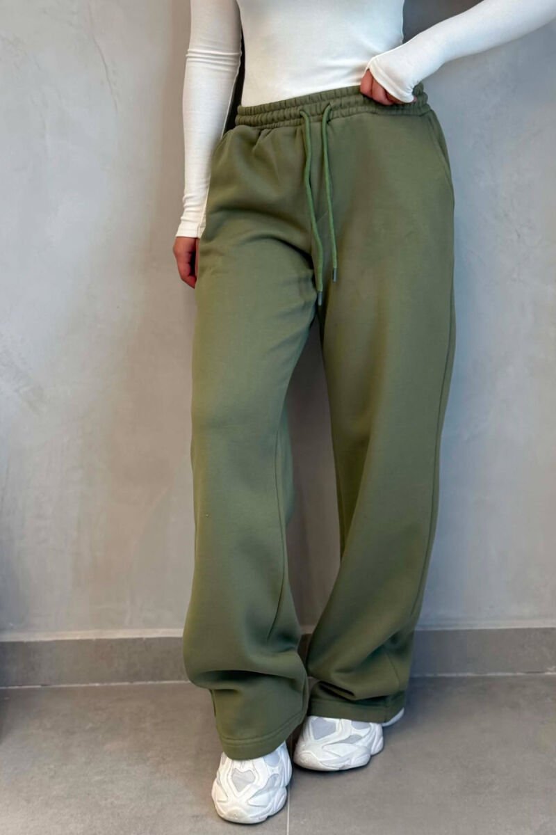 ONE COLOR FLUFFY WOMAN SWEATPANTS OLIVE/ULLI - 6