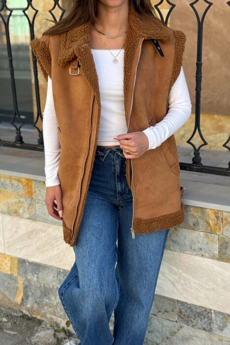 ONE COLOR FLUFFY WOMAN VEST BROWN/KAFE - 2