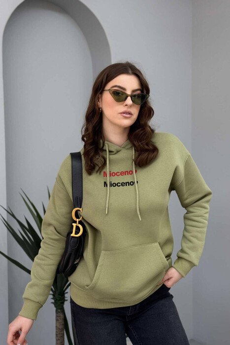 ONE COLOR FLUFFY FRONT WRITTINGS WOMEN HOODIE OLIVE/ULLI - 1