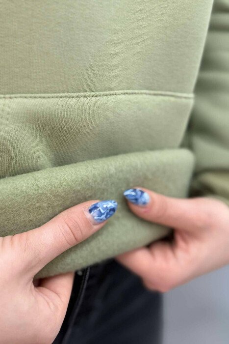 ONE COLOR FLUFFY FRONT WRITTINGS WOMEN HOODIE OLIVE/ULLI - 4