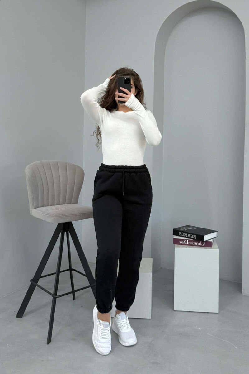 ONE COLOR FLUFFY WOMEN JOGGERS BLACK/ E ZEZE - 1