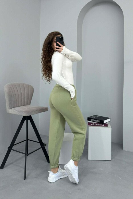 ONE COLOR FLUFFY WOMEN JOGGERS MINT/MENTE - 3