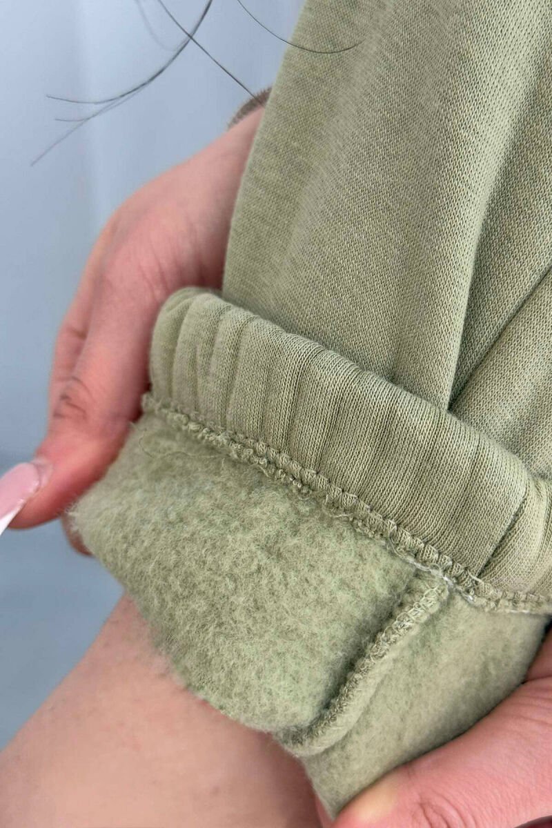 ONE COLOR FLUFFY WOMEN JOGGERS OLIVE/ULLI - 2