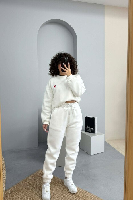 ONE COLOR FLUFFY WOMEN JOGGERS WHITE-E BARDHE - 2