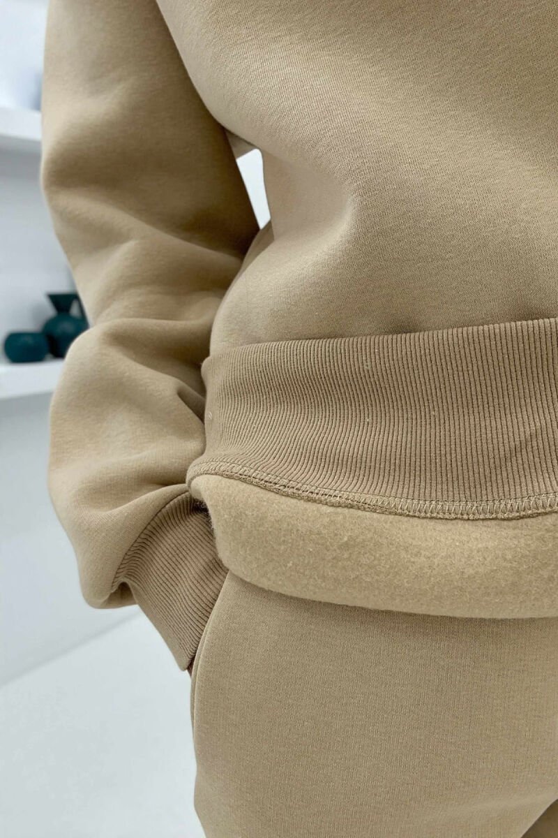 ONE COLOR FLUFFY ZIPPER NECK SWEATSHIRT+JOGGERS WOMEN SET BEIGE/BEZHE - 5