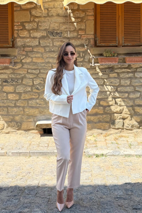ONE COLOR FRONT POCKET WOMAN JACKET WHITE-E BARDHE - KLAUDIO FASHION