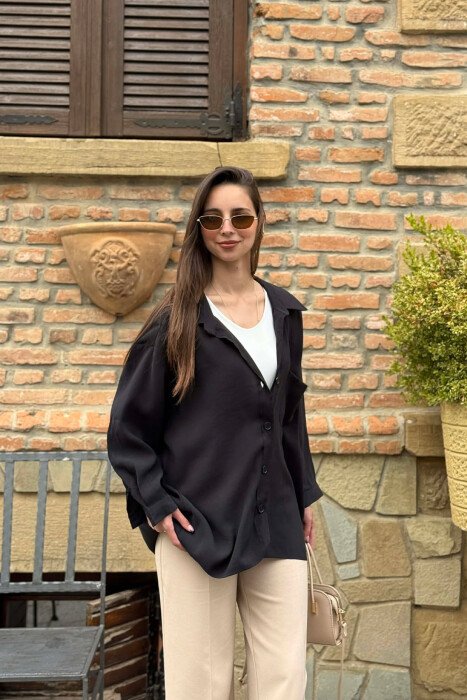 ONE COLOR FRONT POCKET WOMAN SHIRT BLACK/ E ZEZE - KLAUDIO FASHION