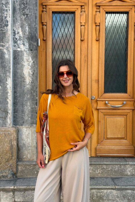 ONE COLOR FRONT POCKET WOMAN T-SHIRT MUSTARD/MUSTARDE - 