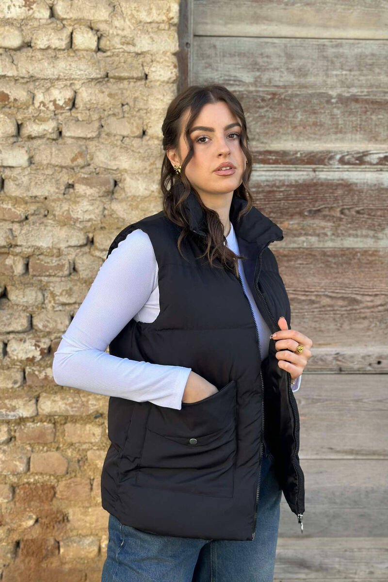 ONE COLOR FRONT POCKETS WOMEN VEST BLACK/ E ZEZE - 3