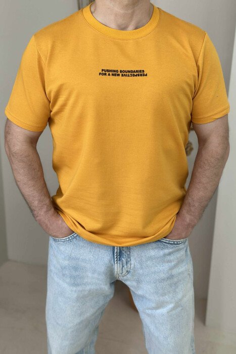 ONE COLOR FRONT WRITTINGS MEN T-SHIRT MUSTARD/MUSTARDE - KLAUDIO FASHION