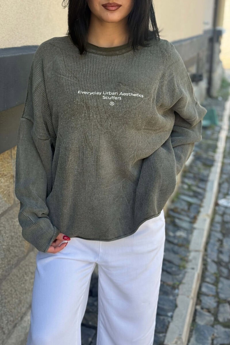 ONE COLOR FRONT WRITTINS WOMAN SWEATER OLIVE/ULLI - 2
