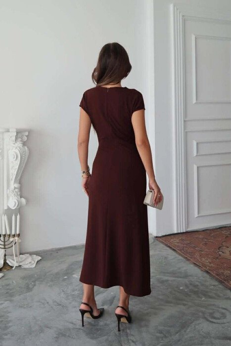 ONE COLOR GOLD BUTTON DETAIL SLEEVELESS WOMEN DRESS DARK BROWN/KAE - 5