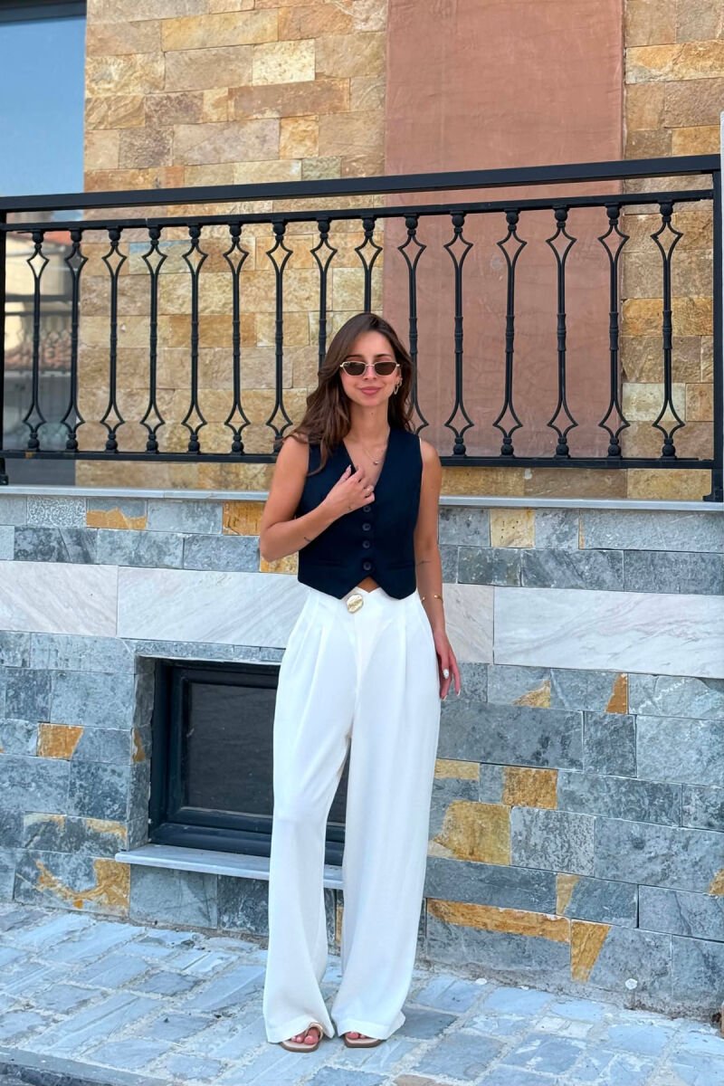 ONE COLOR GOLD BUTTON WOMAN TROUSERS WHITE-E BARDHE - 2