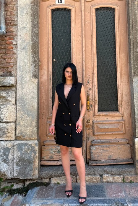 JELEK NJE NGJYRESH ME BUTONA GOLD PER FEMRA NE NGJYRE TE ZEZE 