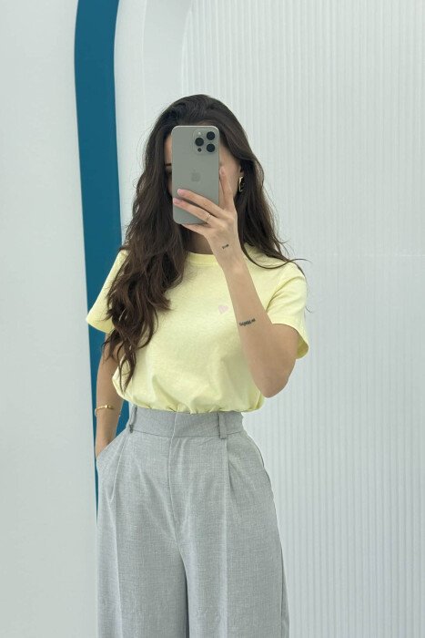 ONE COLOR HEART LOGO SIMPLE WOMEN T-SHIRT YELLOW/E VERDHE - 2