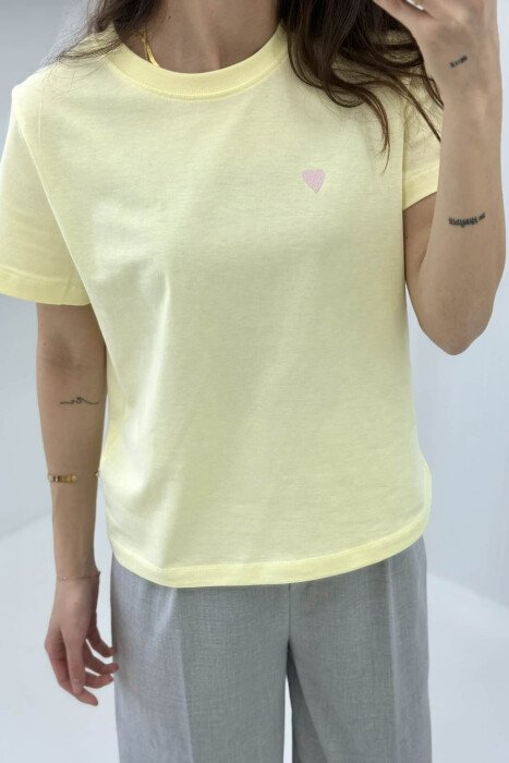 ONE COLOR HEART LOGO SIMPLE WOMEN T-SHIRT YELLOW/E VERDHE - 4