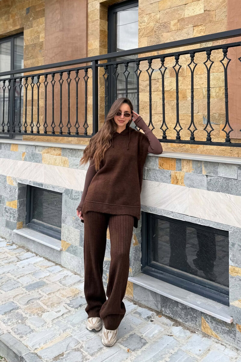 ONE COLOR HOODED SLEEVELESS SWEATER + TROUSERS WOMAN SET BROWN/KAFE - 1