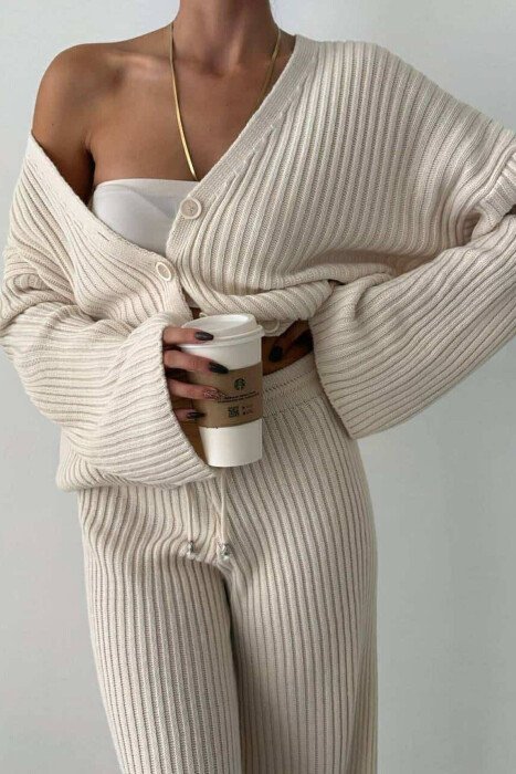 ONE COLOR KNITTED CARDIGAN+TROUSERS WOMEN SET CREAM/KREM - KLAUDIO FASHION