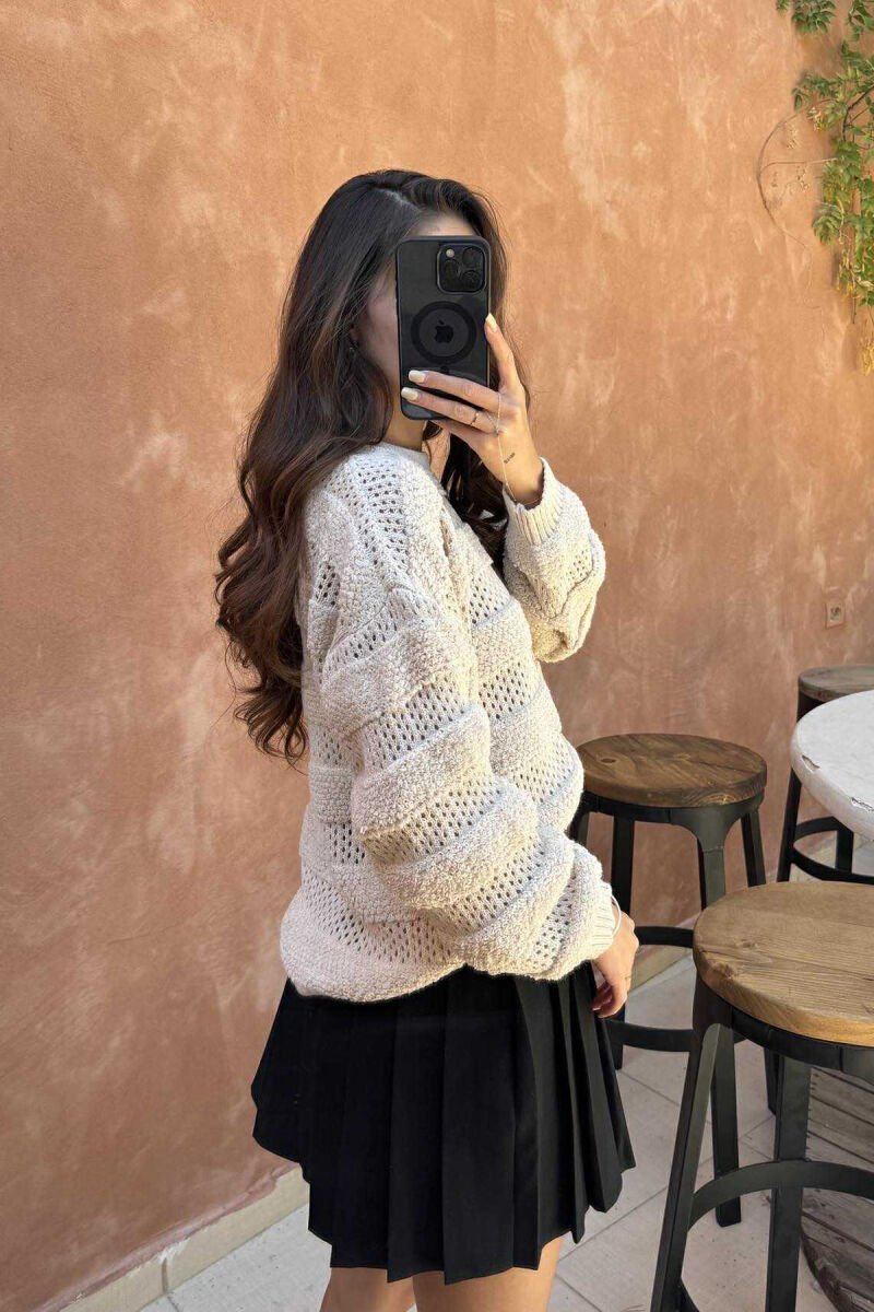 ONE COLOR KNITTED ROUND NECK WOMEN SWEATER BEIGE/BEZHE - 3