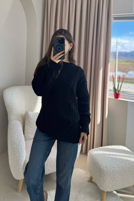 ONE COLOR KNITTED ROUND NECK WOMEN SWEATER BLACK/ E ZEZE - 2