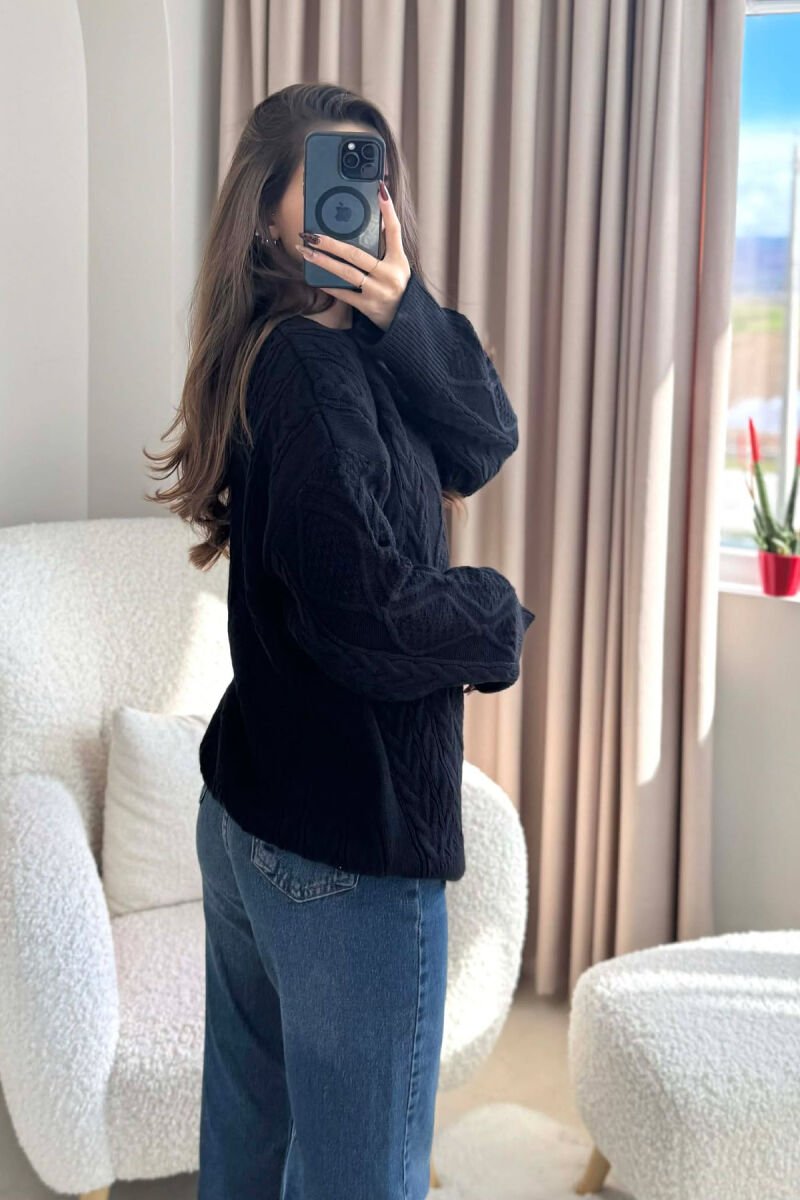 ONE COLOR KNITTED ROUND NECK WOMEN SWEATER BLACK/ E ZEZE - 4