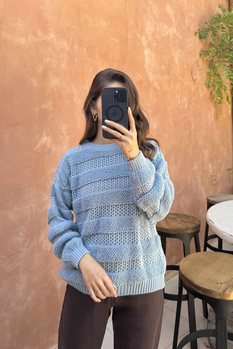 ONE COLOR KNITTED ROUND NECK WOMEN SWEATER LIGHTBLUE/BZ - 3