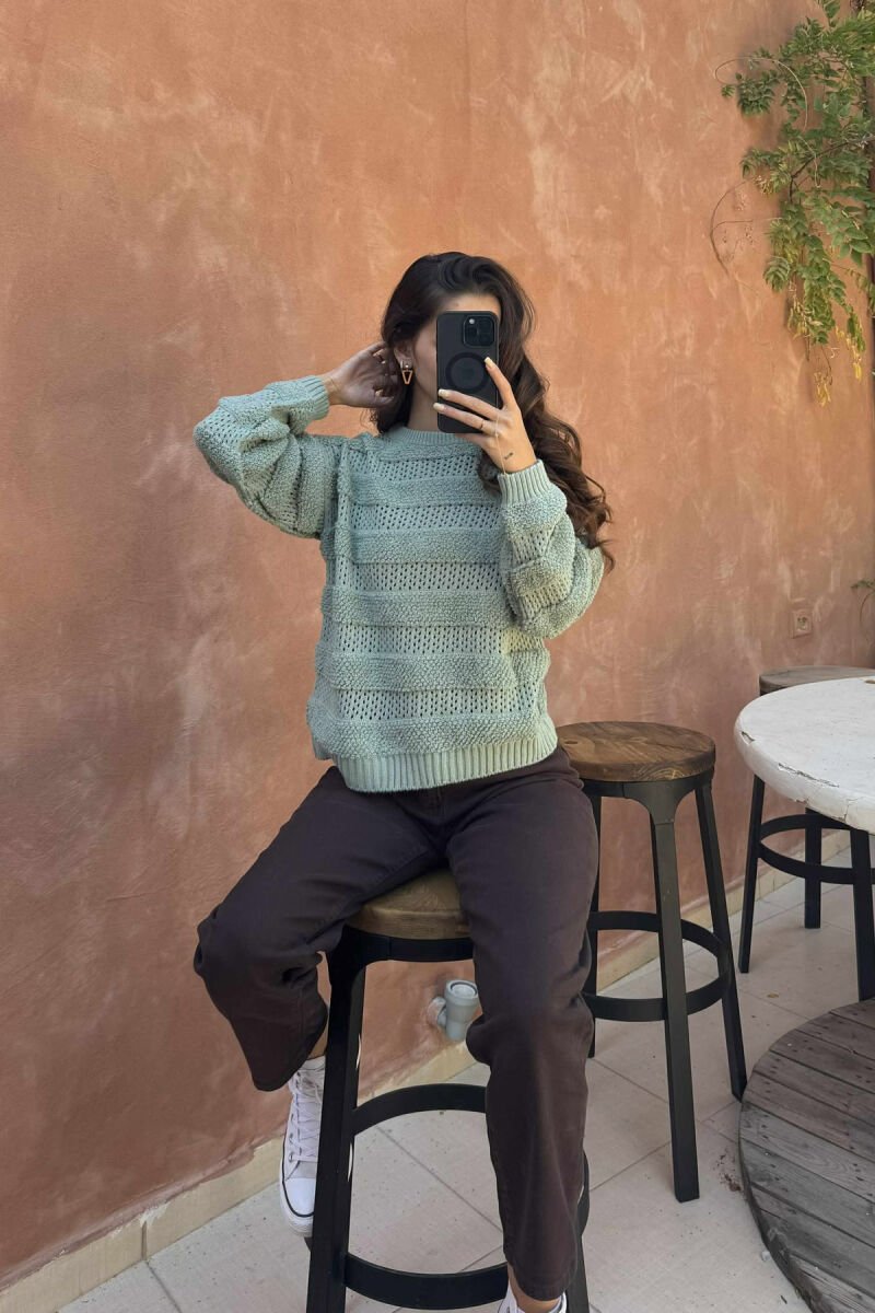 ONE COLOR KNITTED ROUND NECK WOMEN SWEATER MINT/MENTE - 4