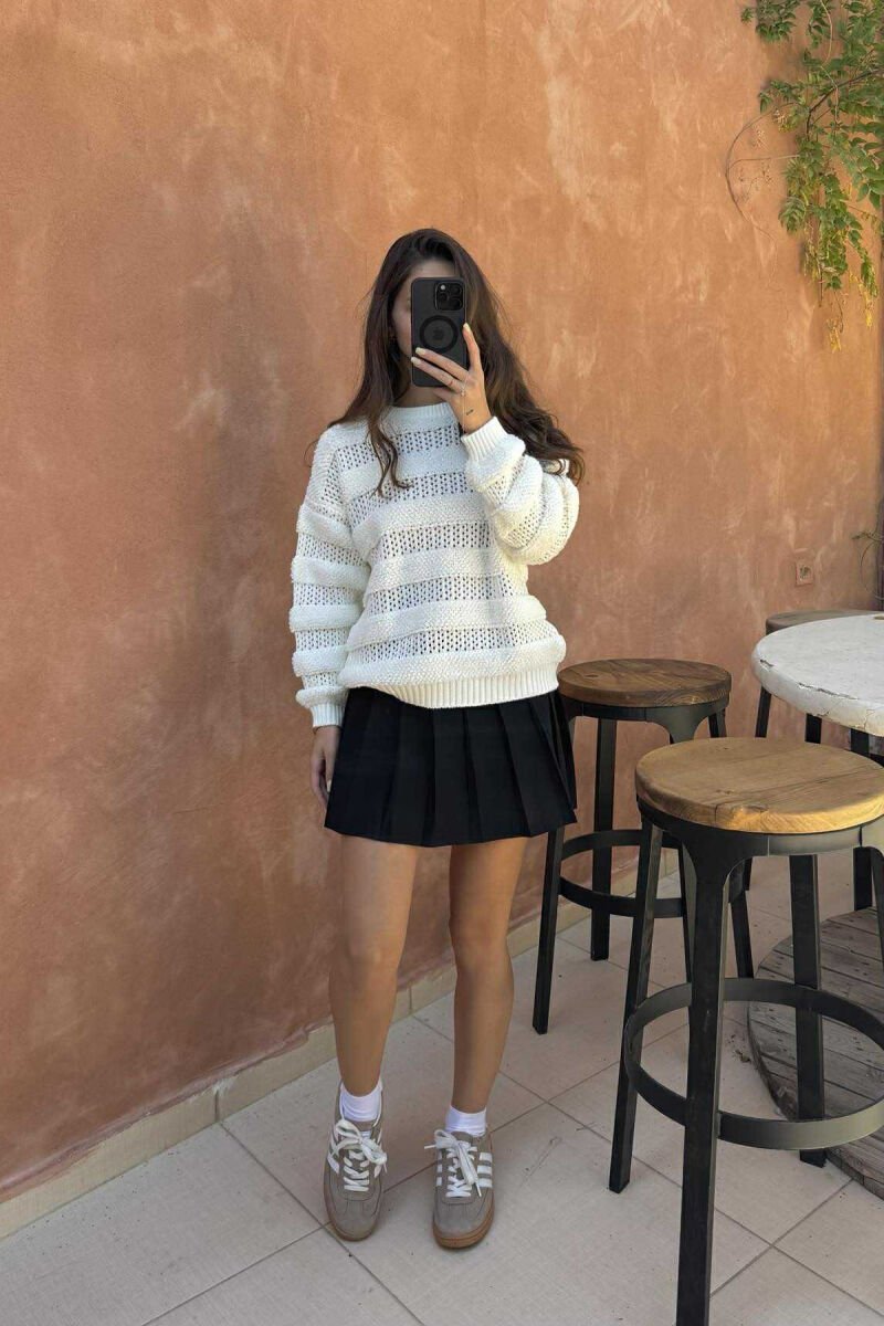 ONE COLOR KNITTED ROUND NECK WOMEN SWEATER WHITE-E BARDHE - 1
